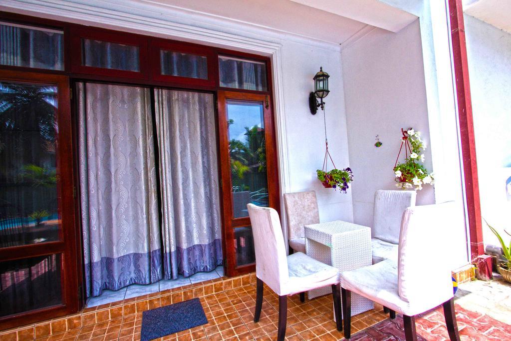 The Blue Beach Guesthouse Negombo Zewnętrze zdjęcie