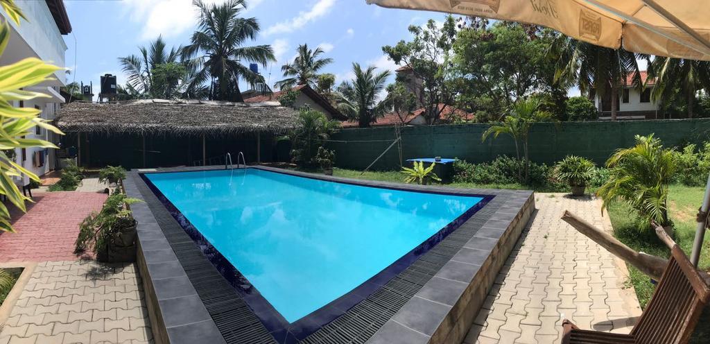 The Blue Beach Guesthouse Negombo Zewnętrze zdjęcie