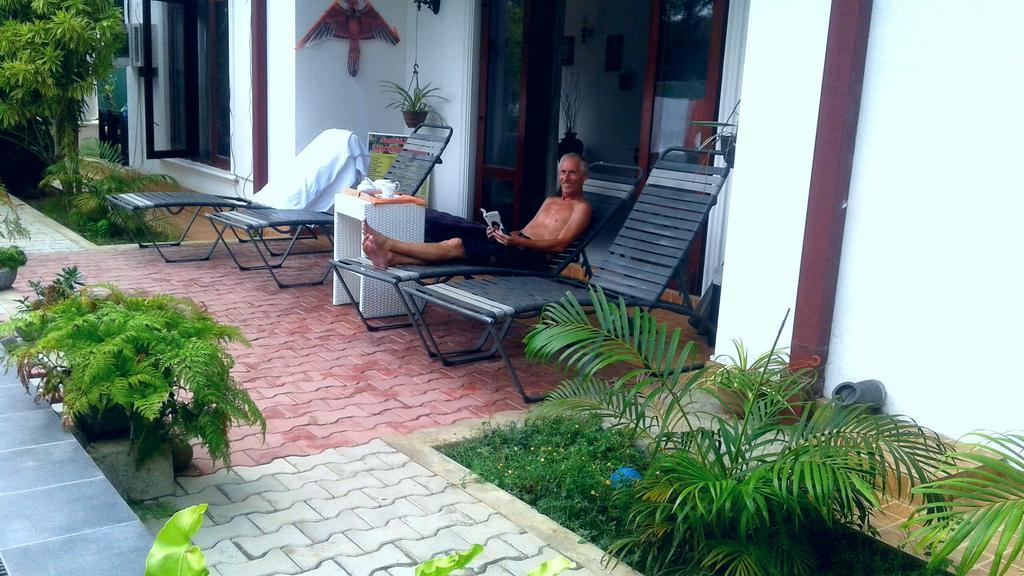 The Blue Beach Guesthouse Negombo Zewnętrze zdjęcie
